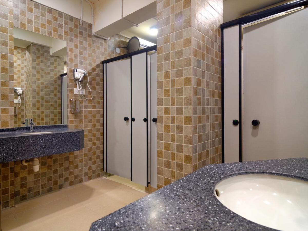 Bulatan Hostel Tanjong Aru Экстерьер фото